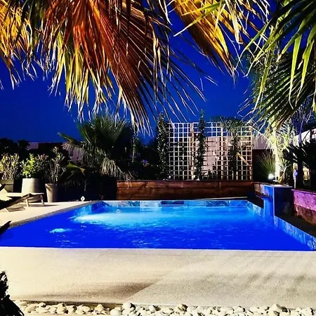 Luxury Pool ,ac ,tropical Garden ,south Of France * جوبيجنياك