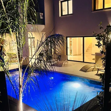 Villa Luxury Pool ,ac ,tropical Garden ,south Of France