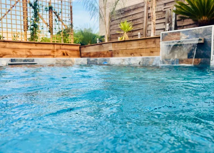Luxury Pool ,ac ,tropical Garden ,south Of France * Juvignac